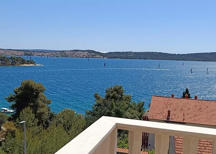 Villa Queen